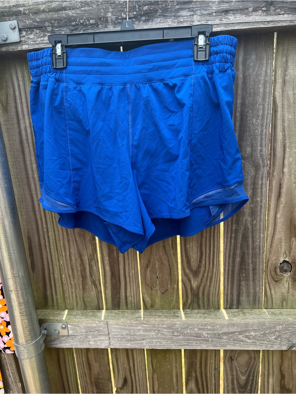 šlululemon athletica Hotty Hot Royal Blue Womenās Athletic Shorts - Picture 3 of 9